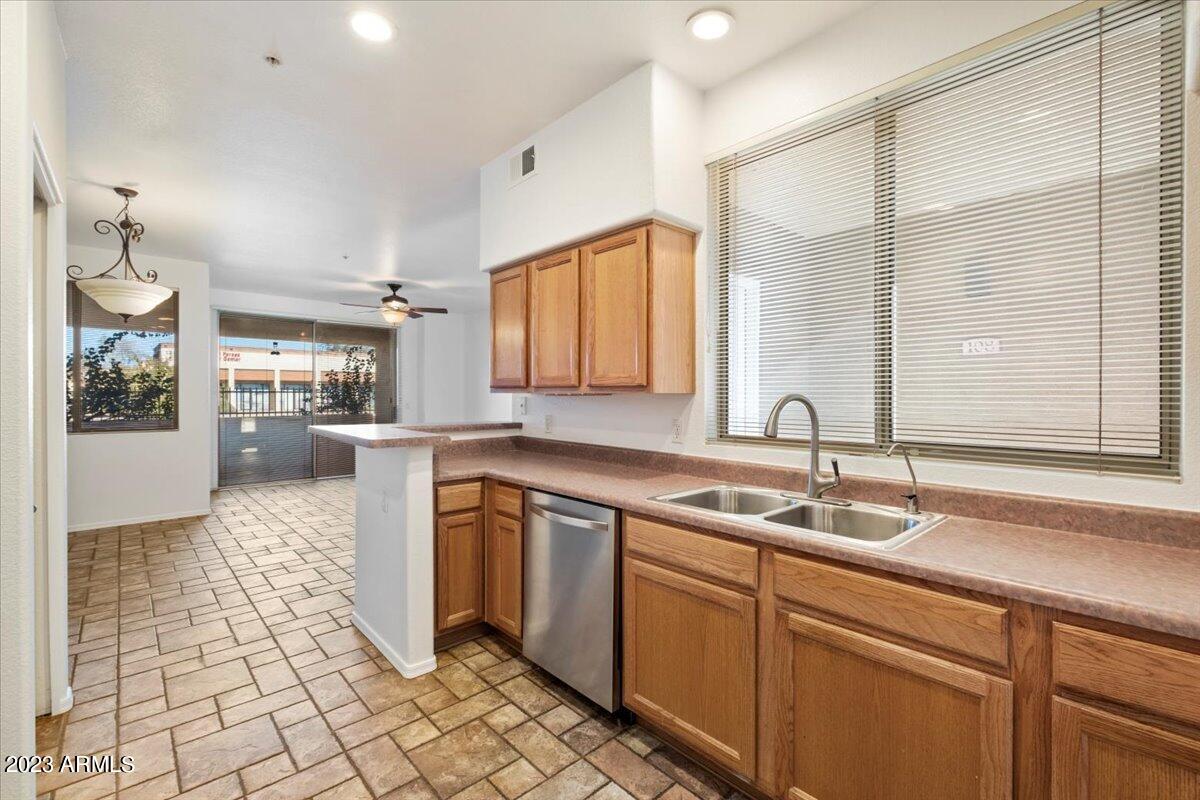 1445 E BROADWAY Road, 108, Tempe Unit: 108