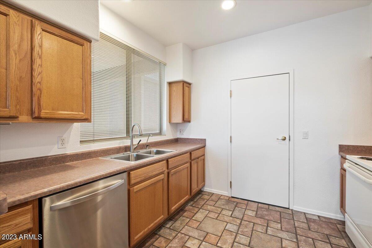 1445 E BROADWAY Road, 108, Tempe Unit: 108