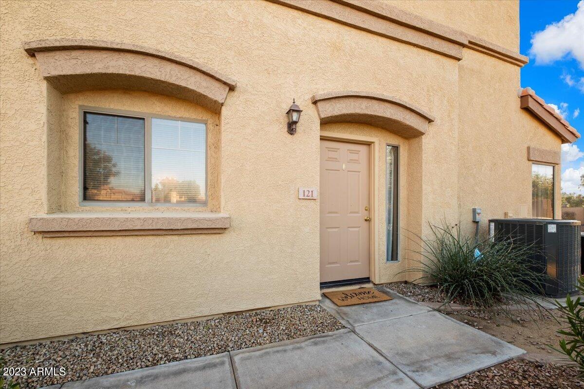805 S SYCAMORE Street, 121, Mesa Unit: 121