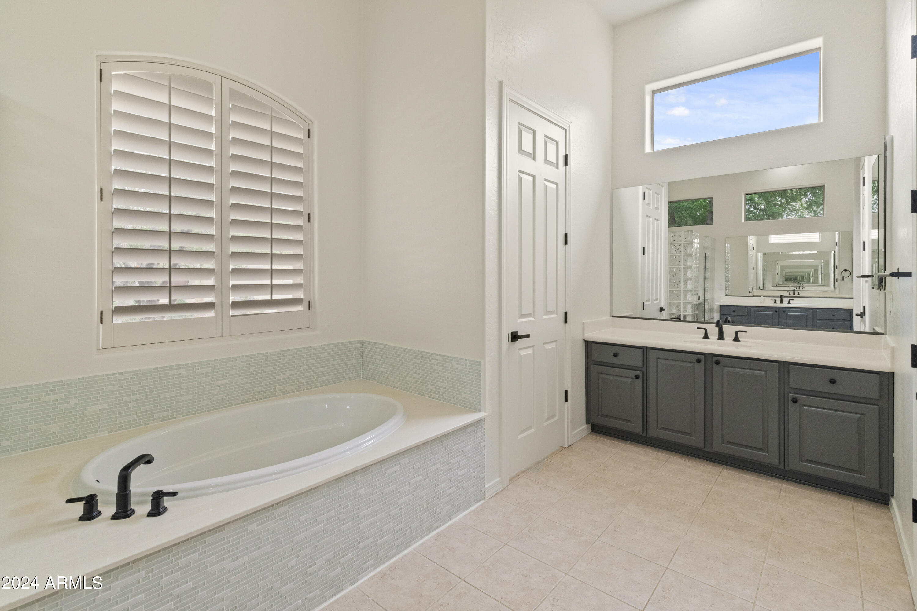 42240 N STONEMARK Drive, Anthem