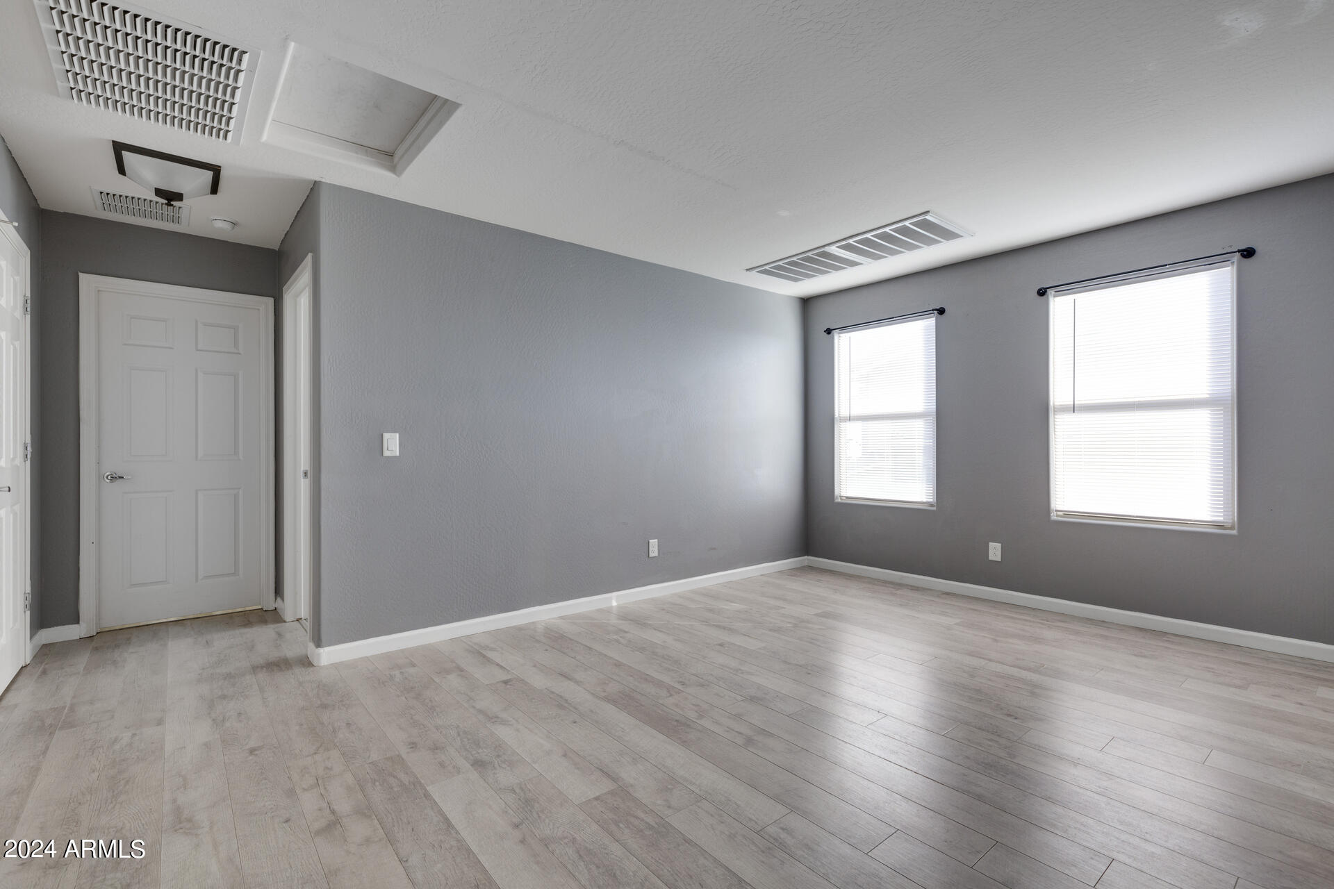 18161 W Hatcher Road, Waddell