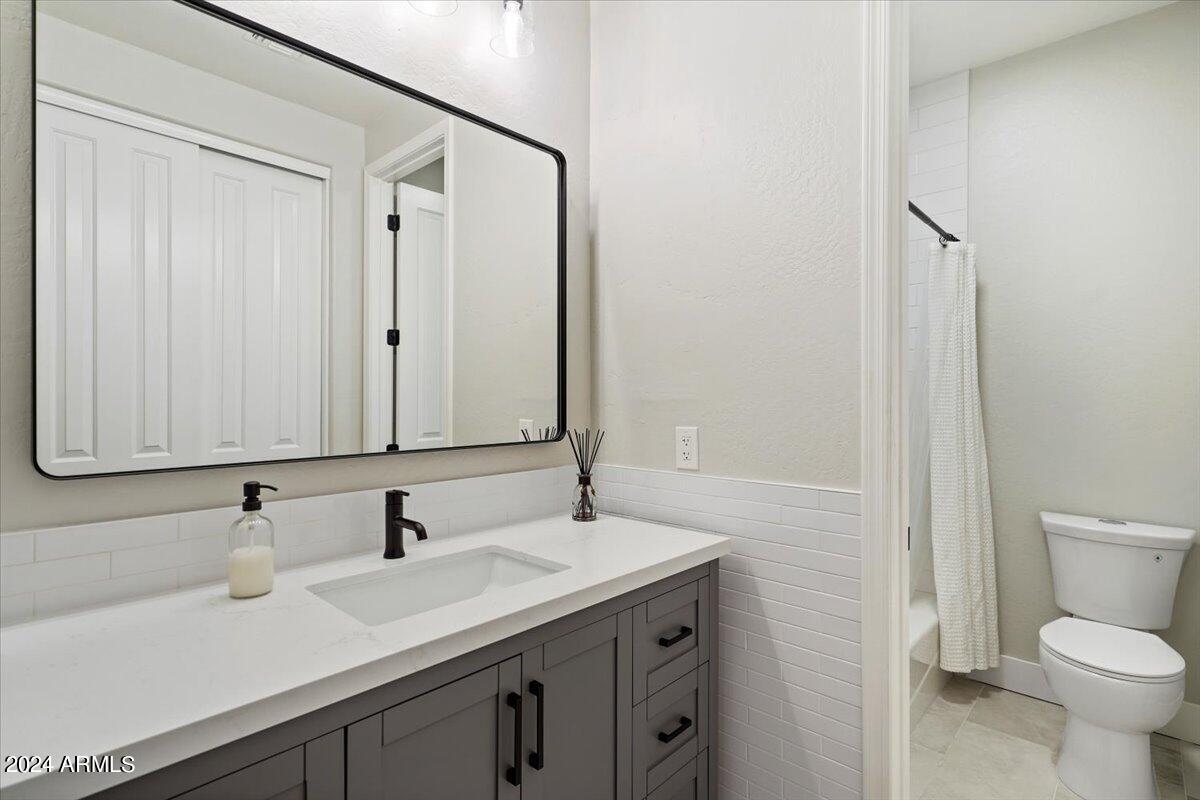 2852 E REDWOOD Place, Chandler