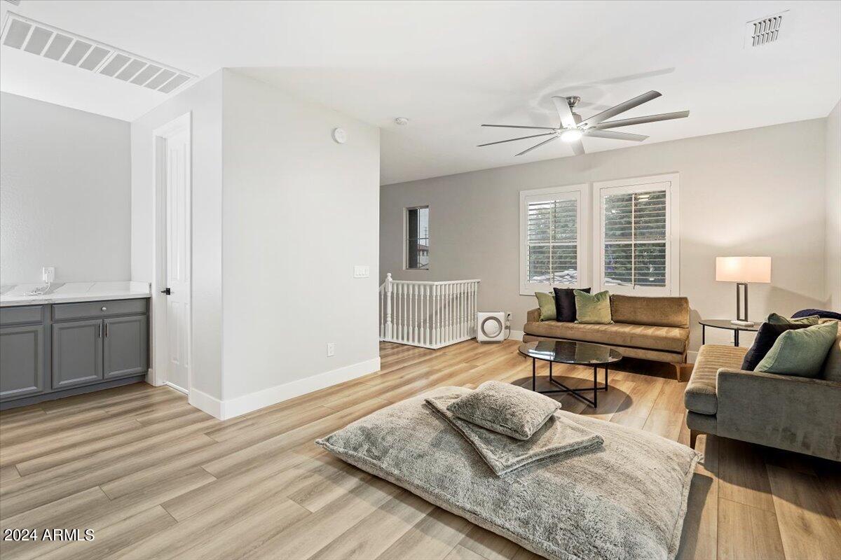 2852 E REDWOOD Place, Chandler