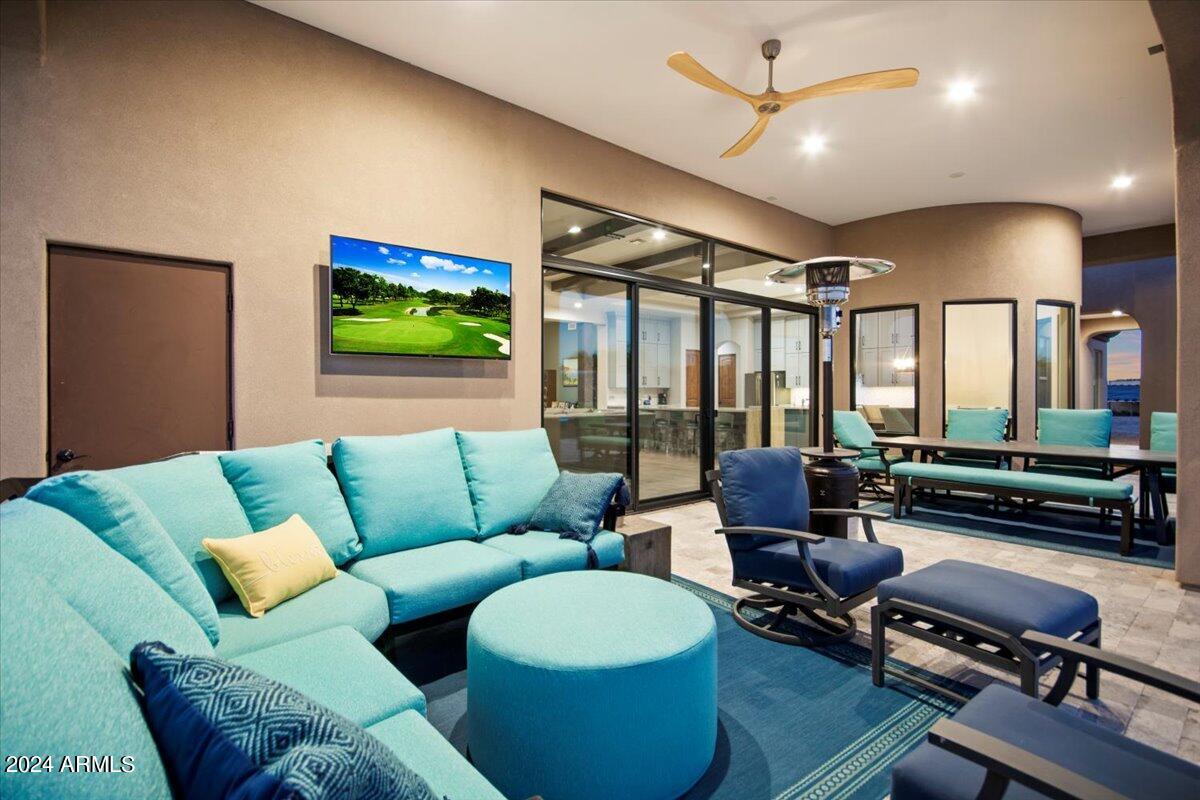 40403 N 6TH Avenue, Phoenix