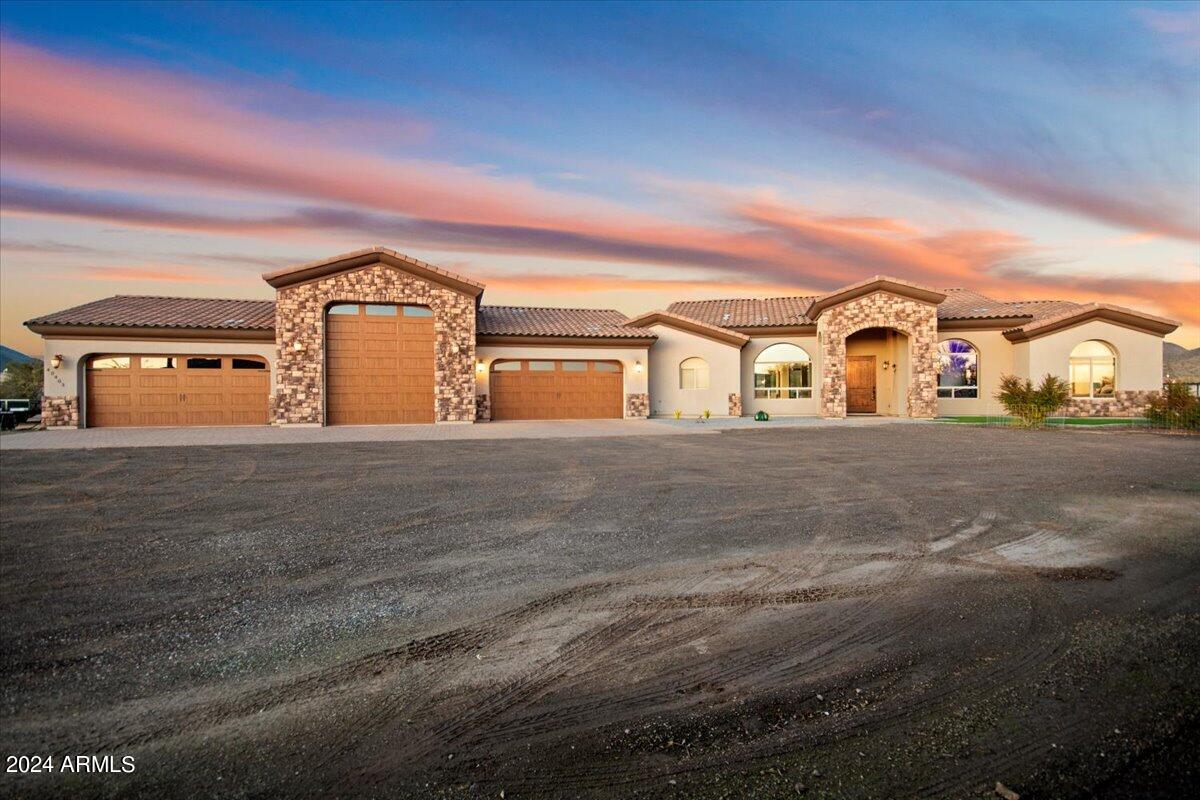 40403 N 6TH Avenue, Phoenix