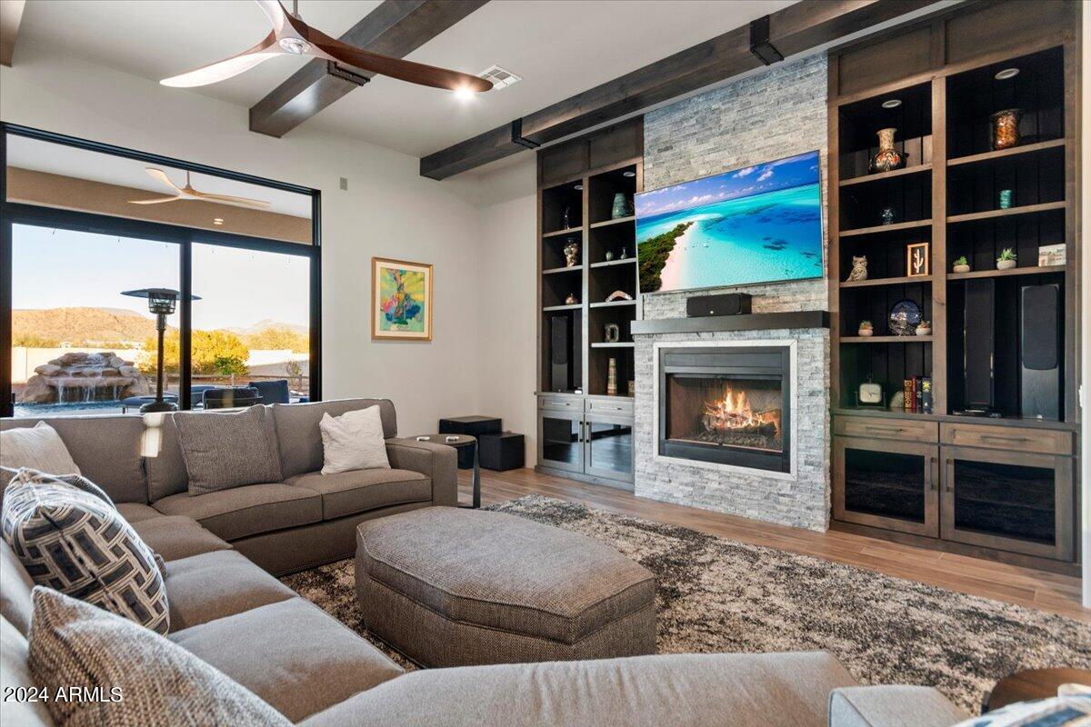 40403 N 6TH Avenue, Phoenix