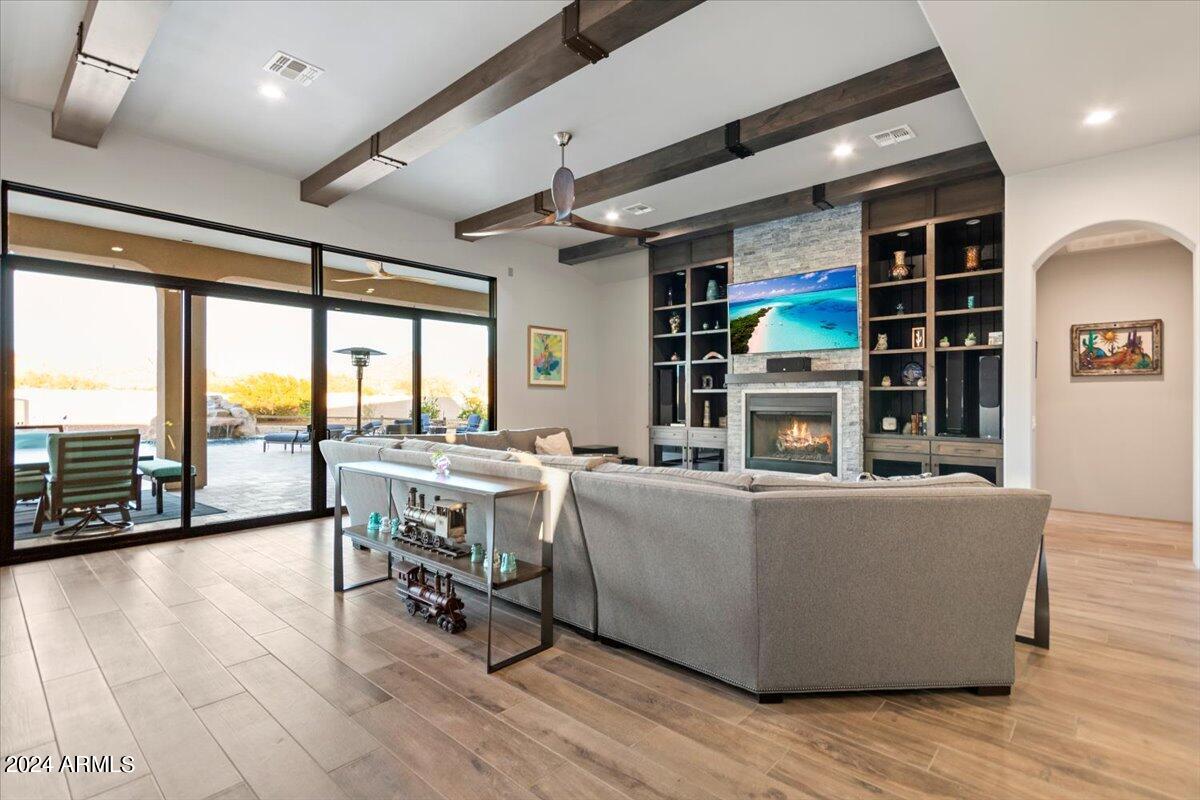 40403 N 6TH Avenue, Phoenix