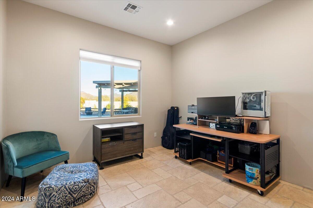 40403 N 6TH Avenue, Phoenix