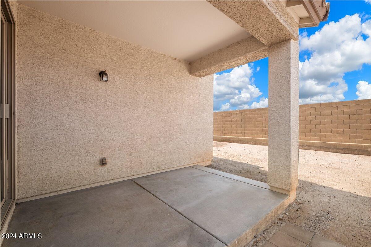 16810 W BELLEVIEW Street, Goodyear