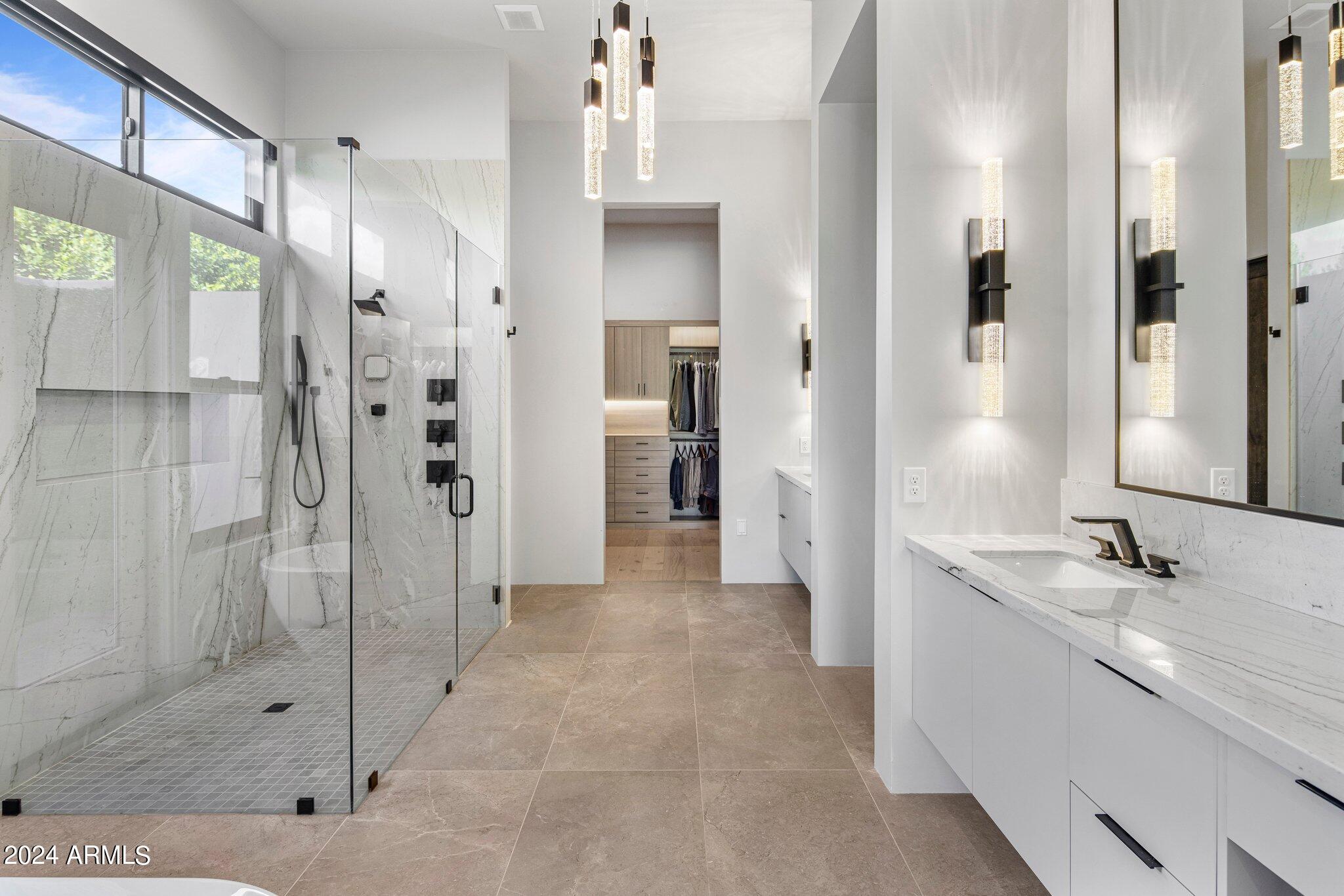 7530 E SUNDOWN Court, Scottsdale