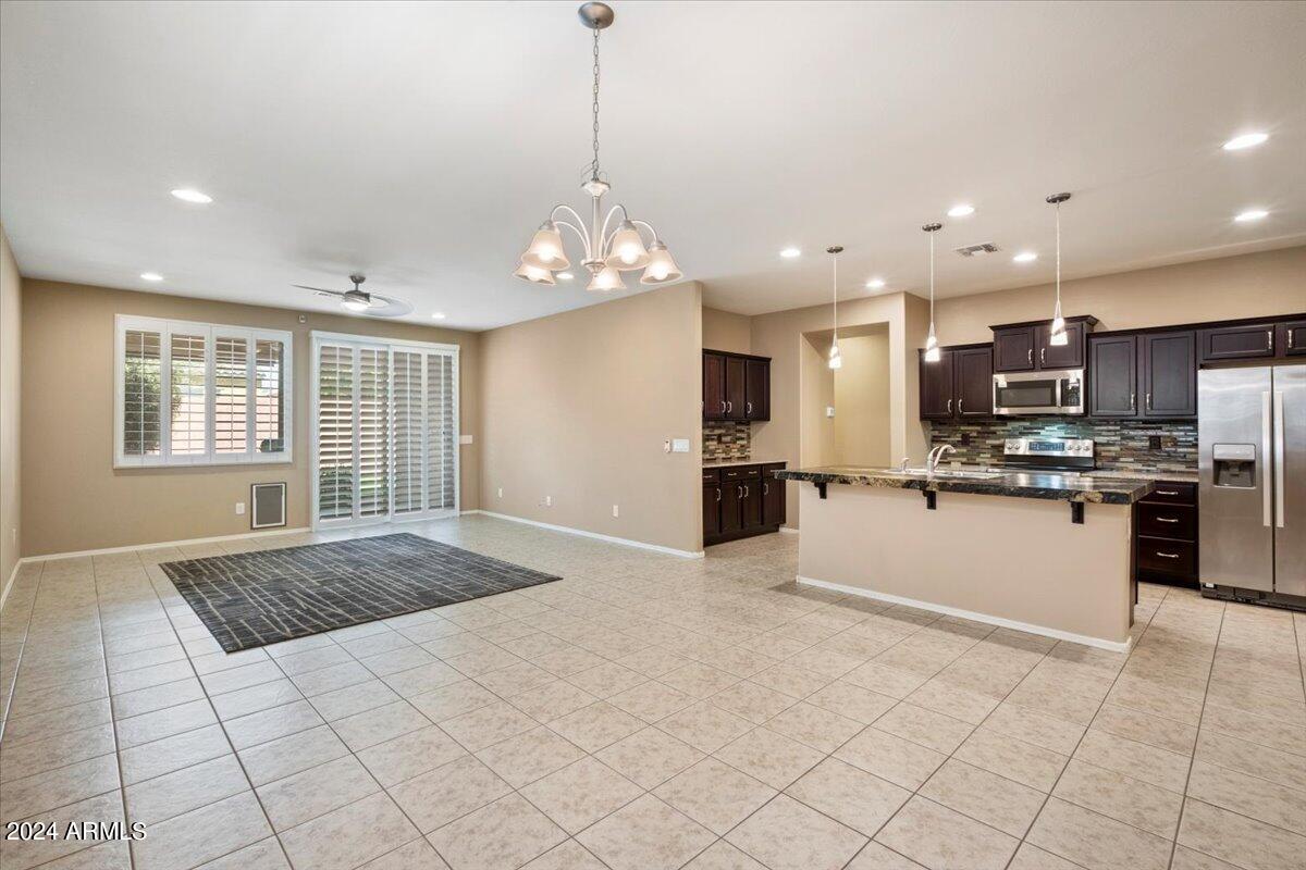 2526 W PEROLA Drive, Phoenix