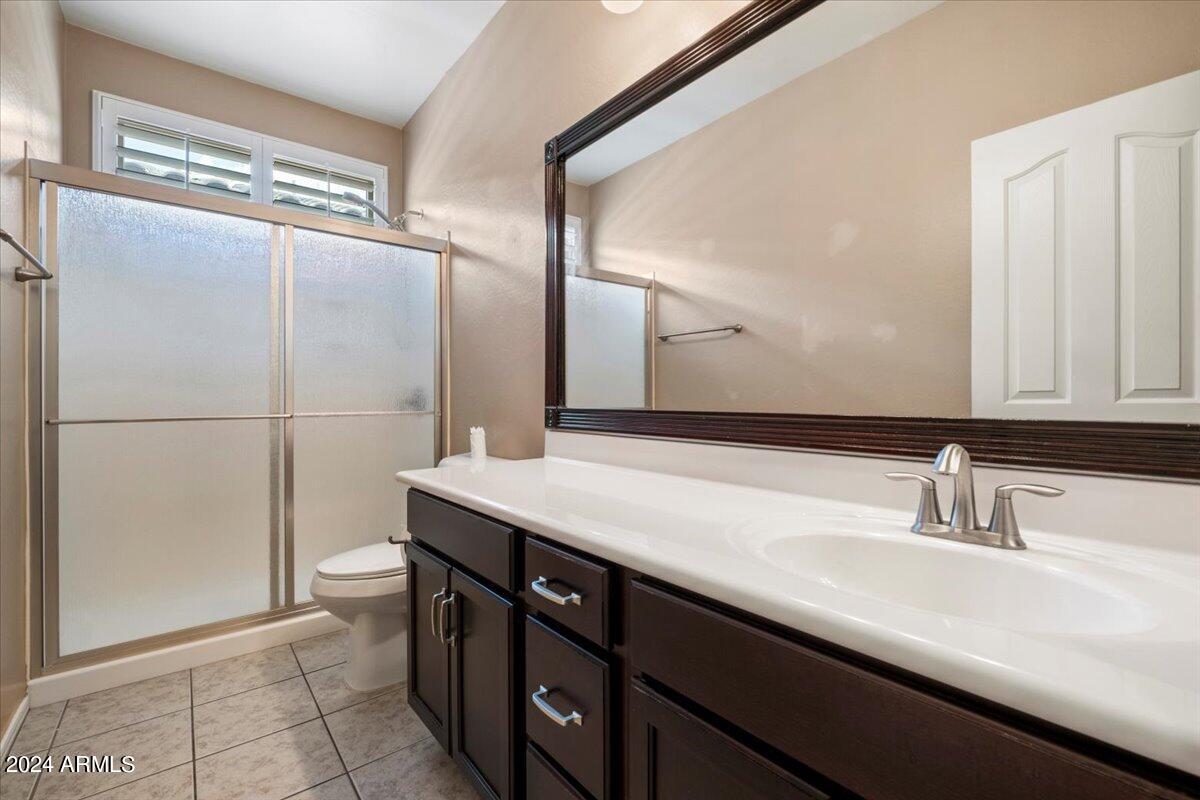 2526 W PEROLA Drive, Phoenix