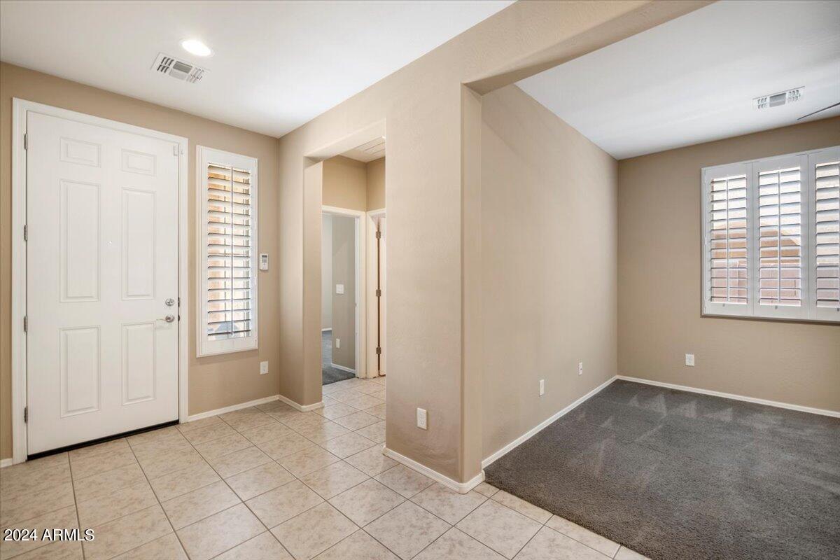 2526 W PEROLA Drive, Phoenix