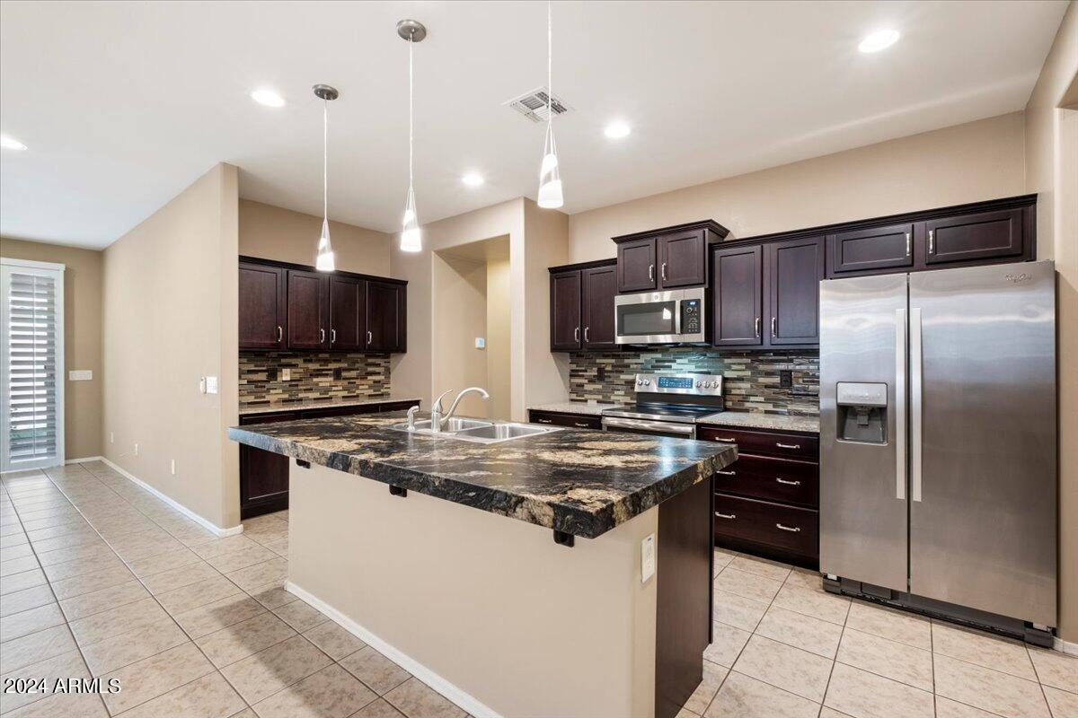 2526 W PEROLA Drive, Phoenix