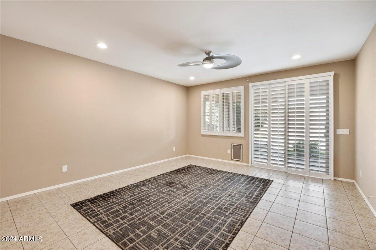 2526 W PEROLA Drive, Phoenix