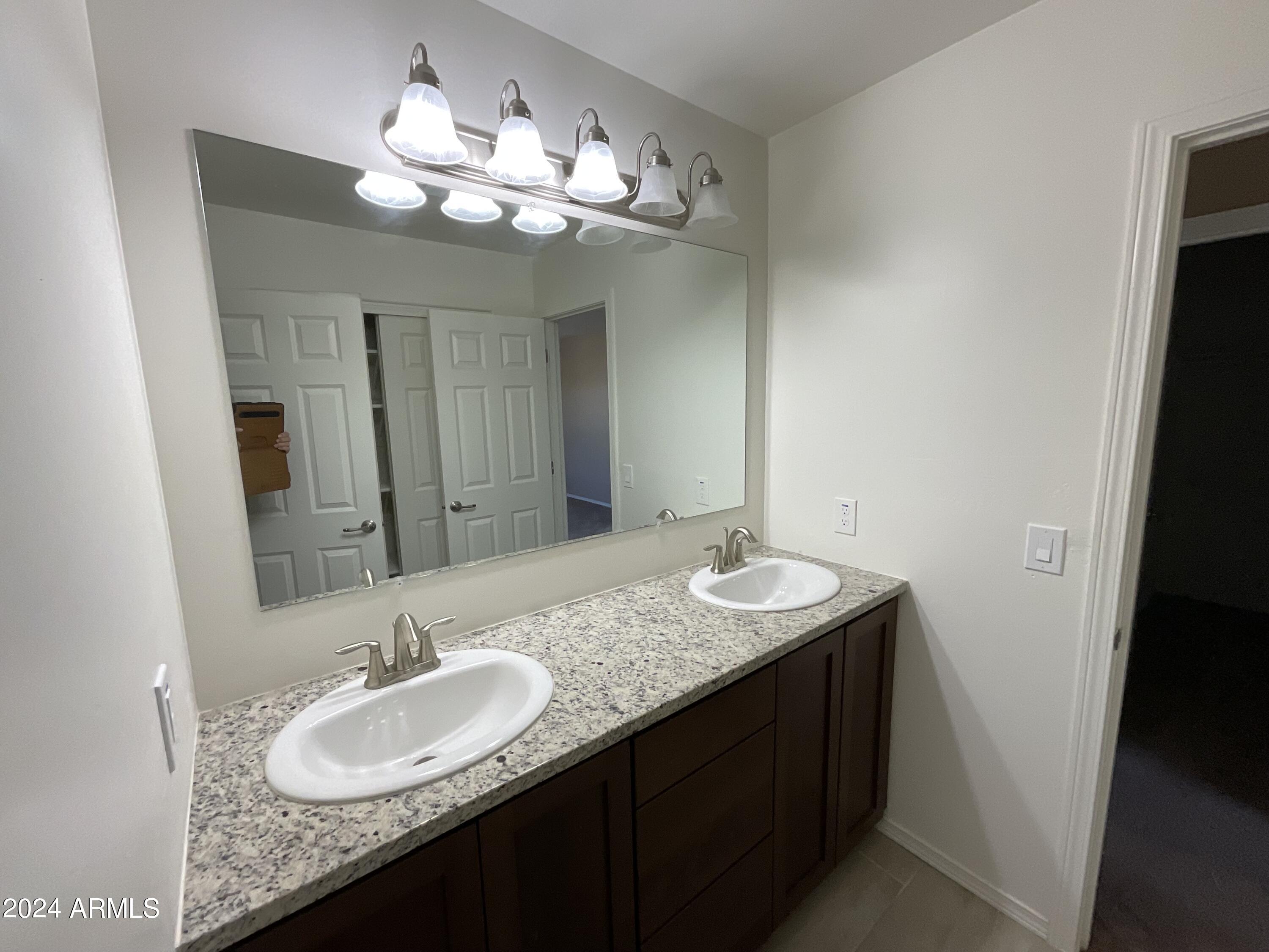 40905 N 10TH Street, Phoenix