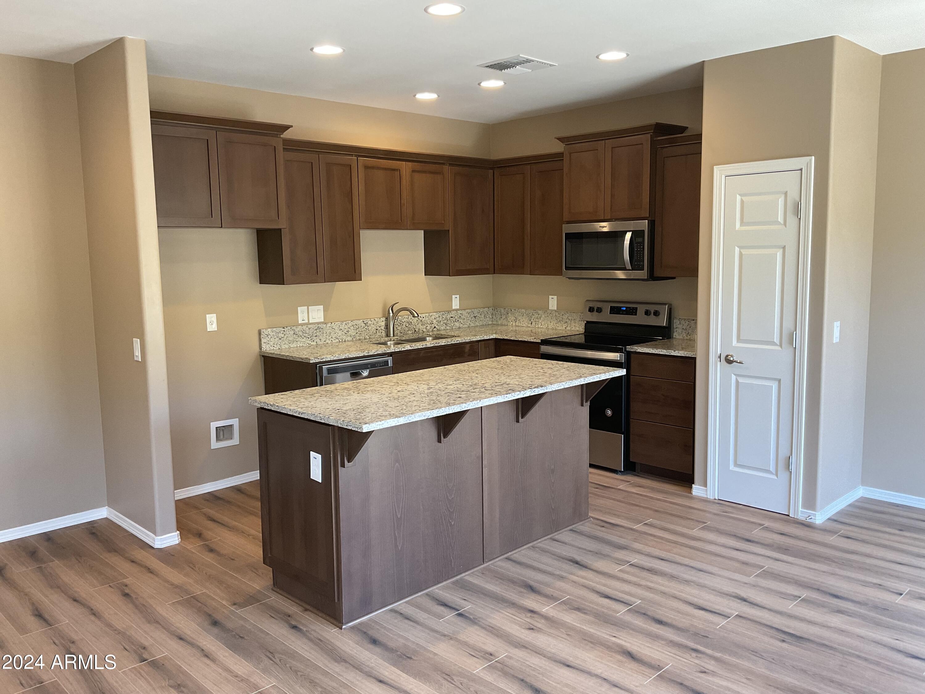 40905 N 10TH Street, Phoenix