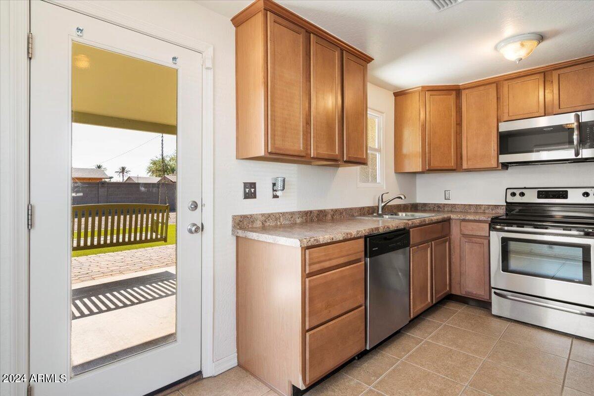 1845 E CYPRESS Street, Phoenix