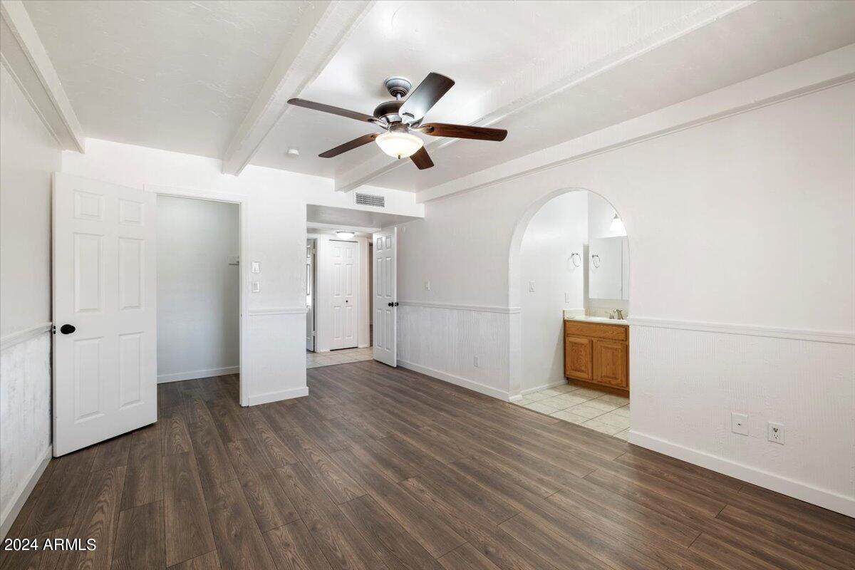 12014 N 60th Avenue, Glendale