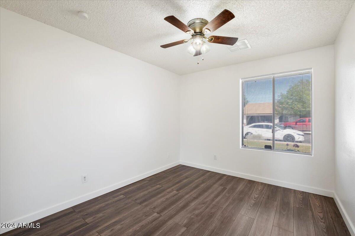 12014 N 60th Avenue, Glendale