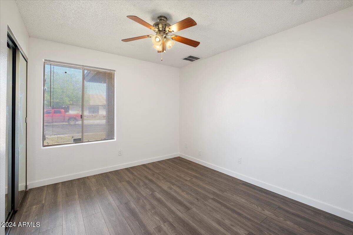 12014 N 60th Avenue, Glendale