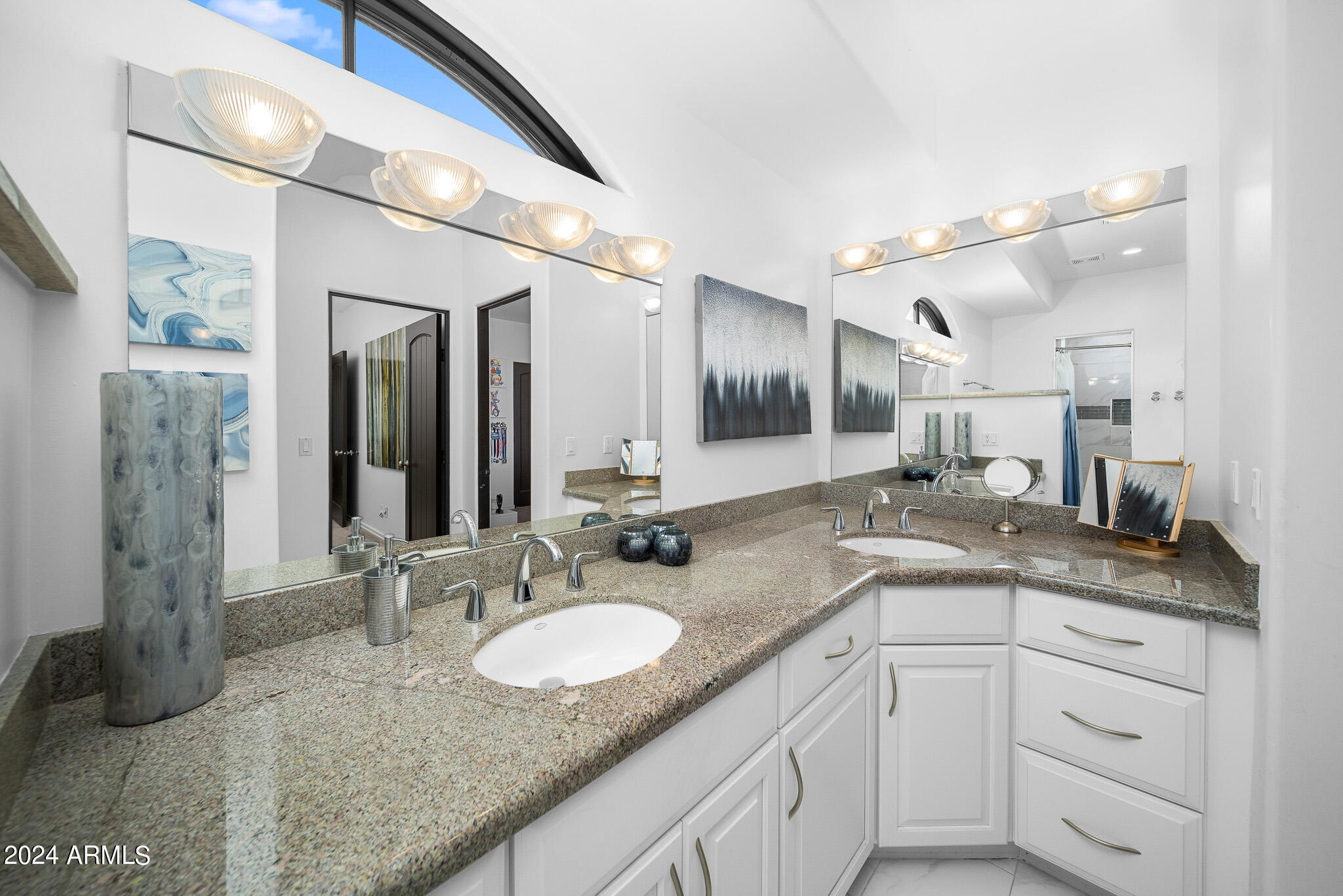 4840 E CAIDA DEL SOL Drive, Paradise Valley