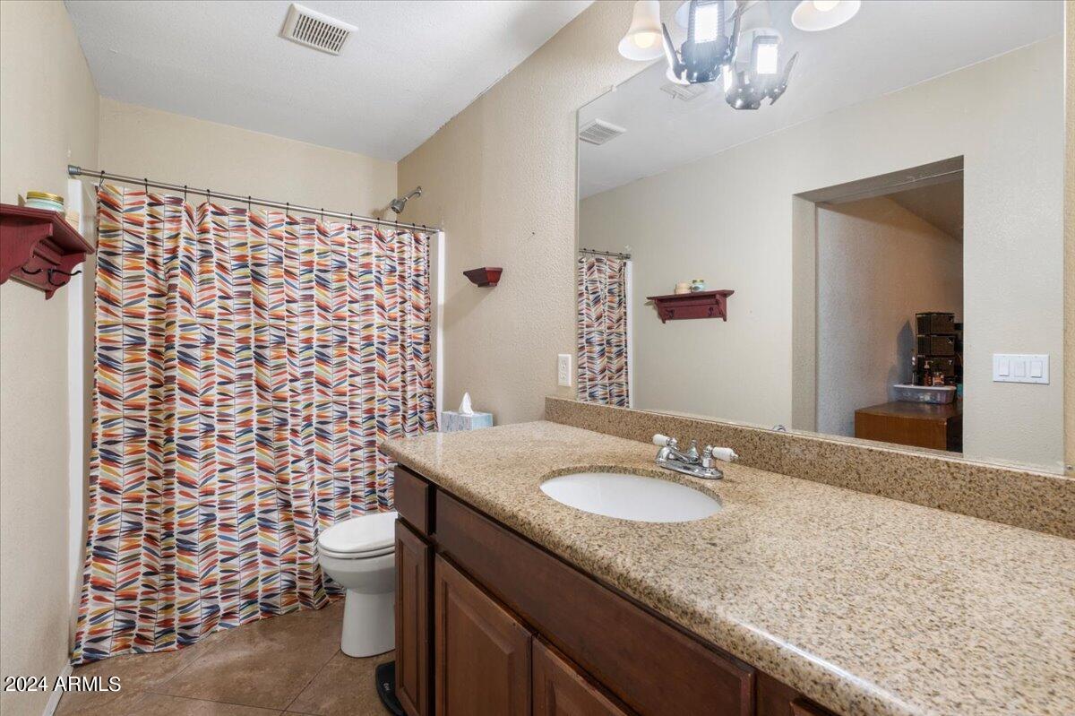 1289 W LINDA Lane, Chandler