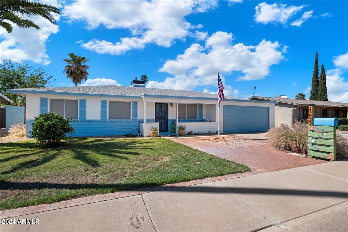 1289 W LINDA Lane, Chandler