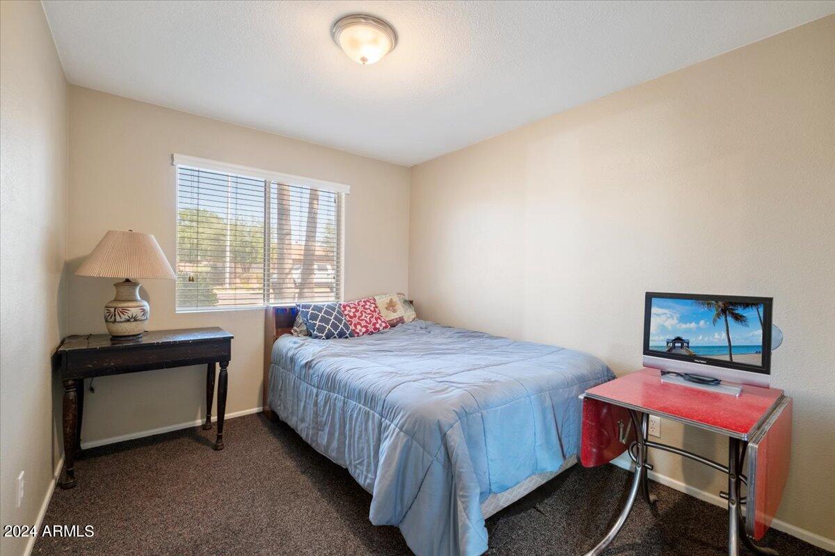 1289 W LINDA Lane, Chandler