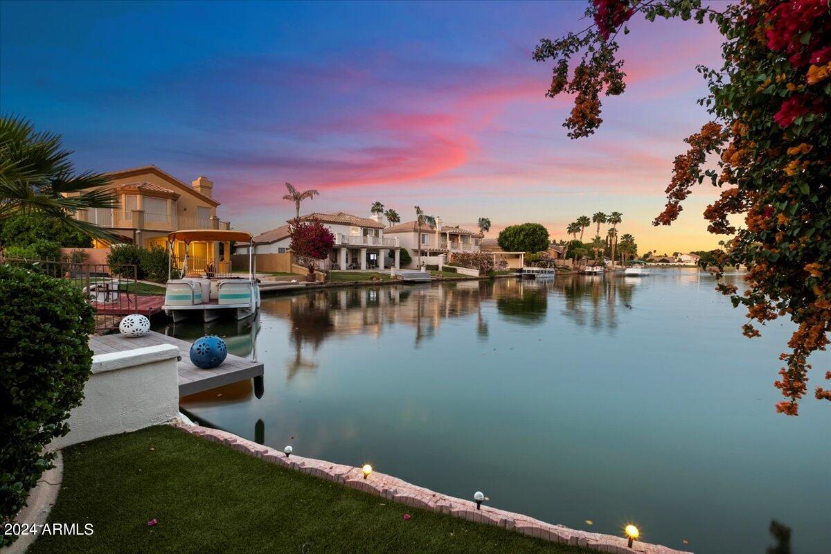 1227 N REGATTA Drive, Gilbert