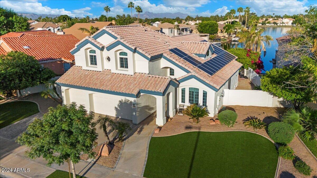 1227 N REGATTA Drive, Gilbert
