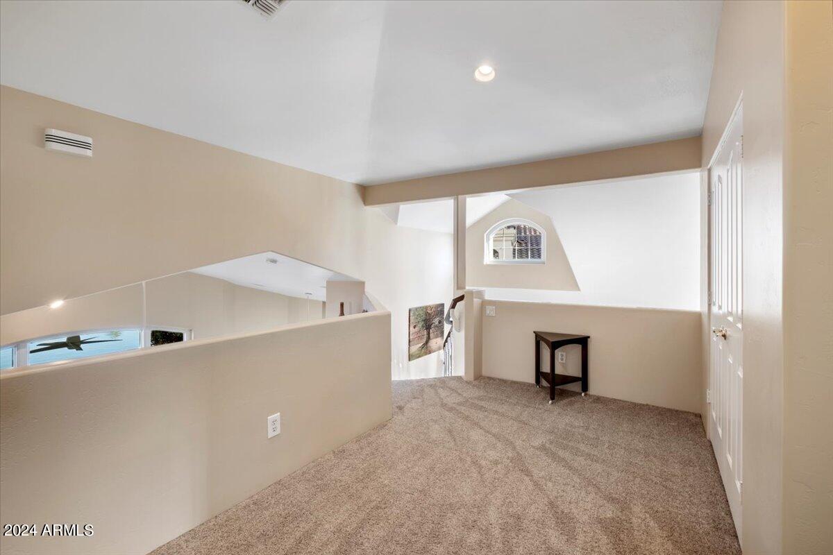 1227 N REGATTA Drive, Gilbert