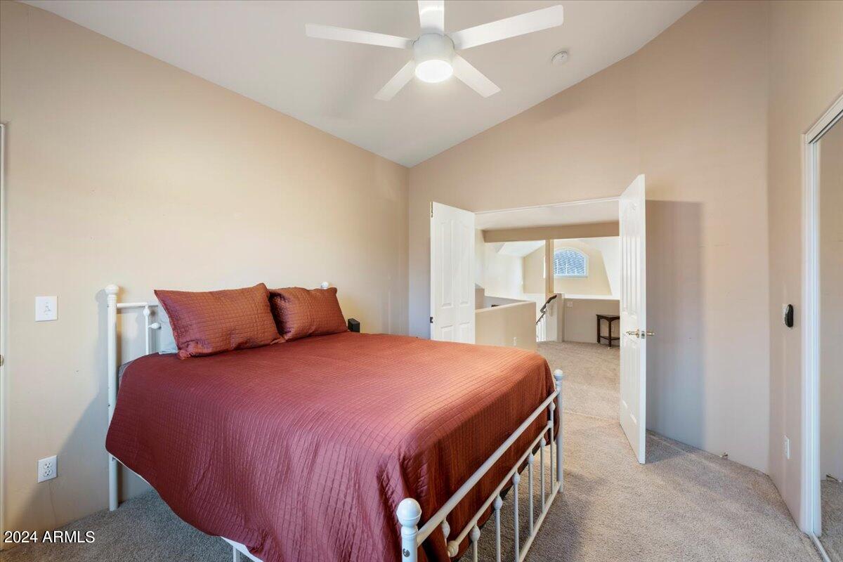 1227 N REGATTA Drive, Gilbert