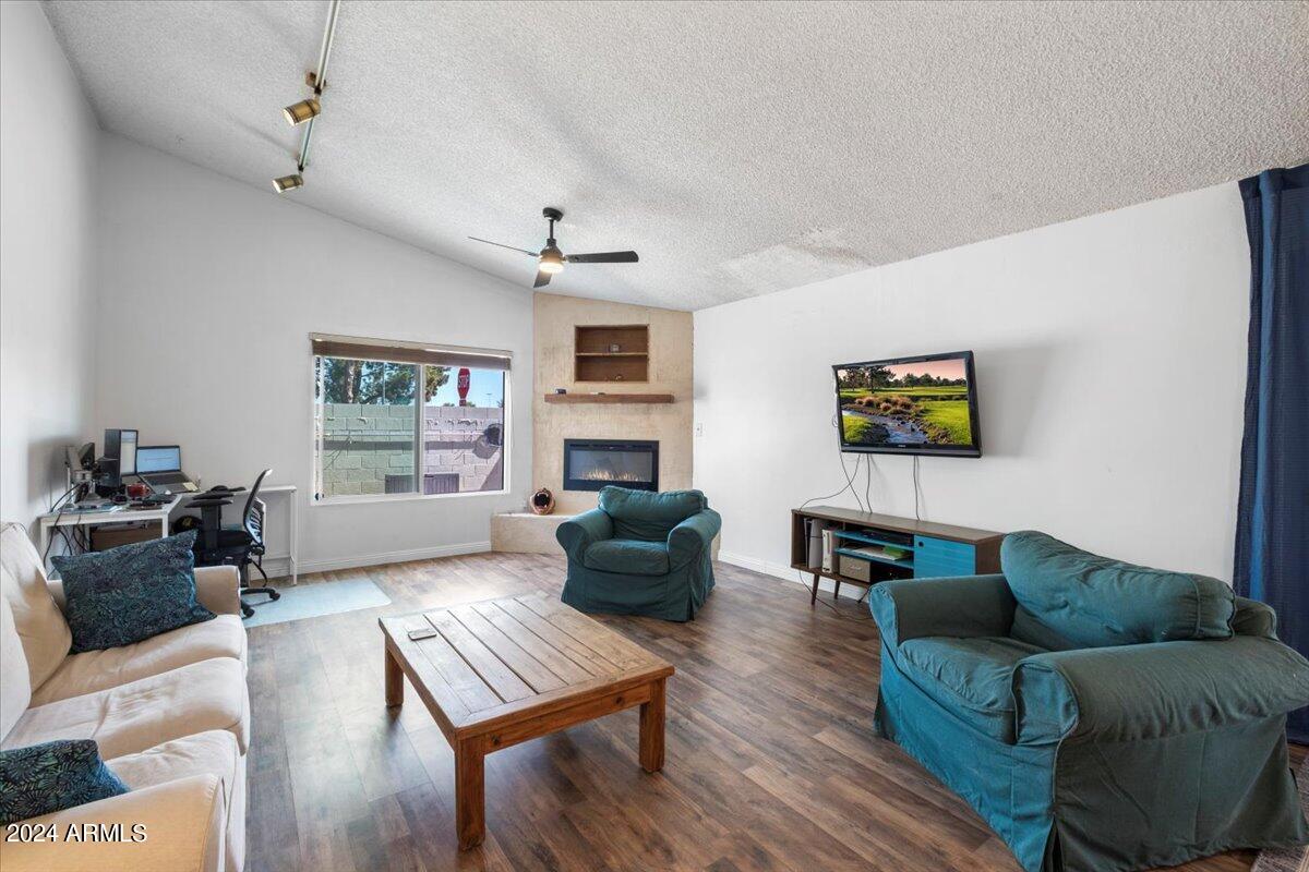 1804 W KIOWA Circle, Mesa