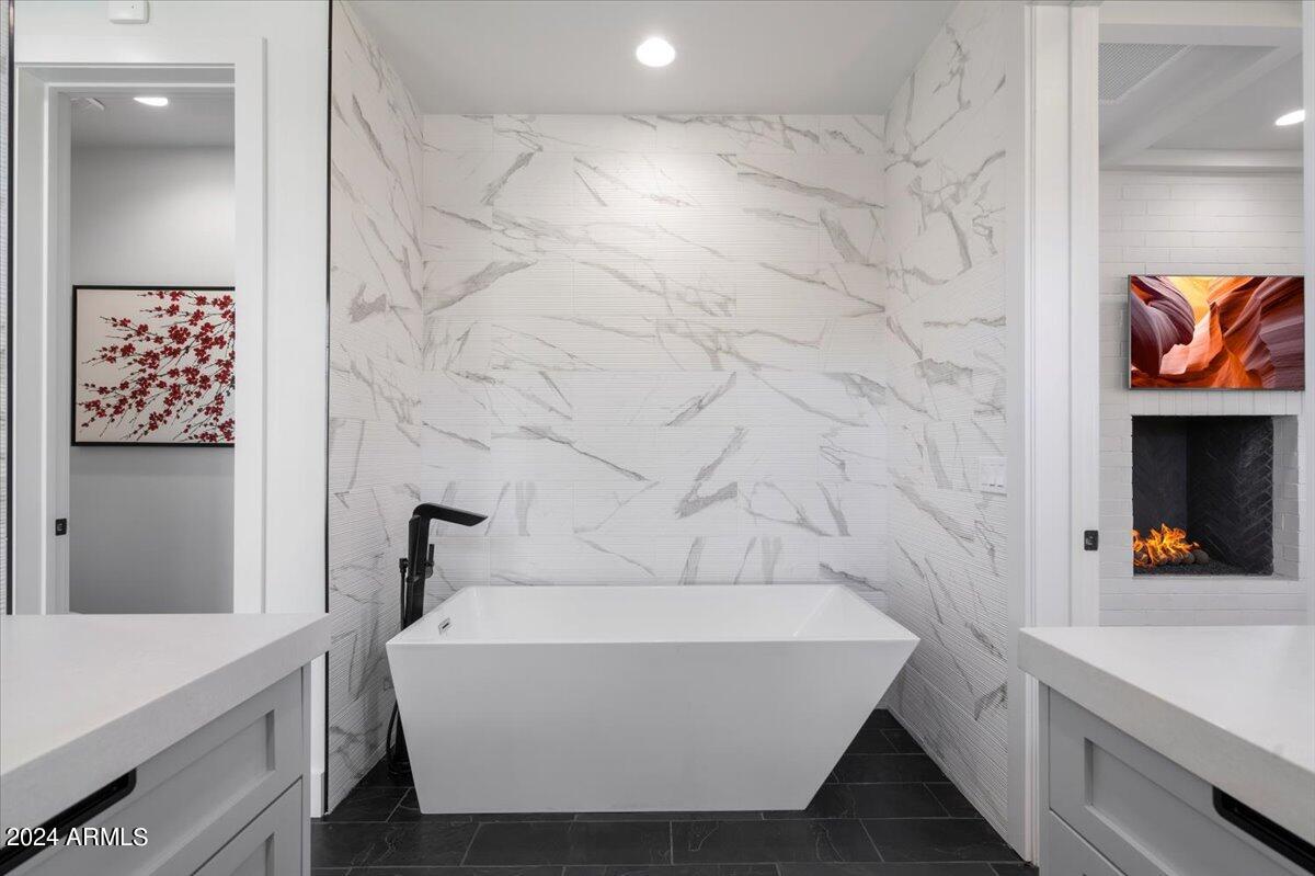 5235 E CALLE VENTURA, Phoenix