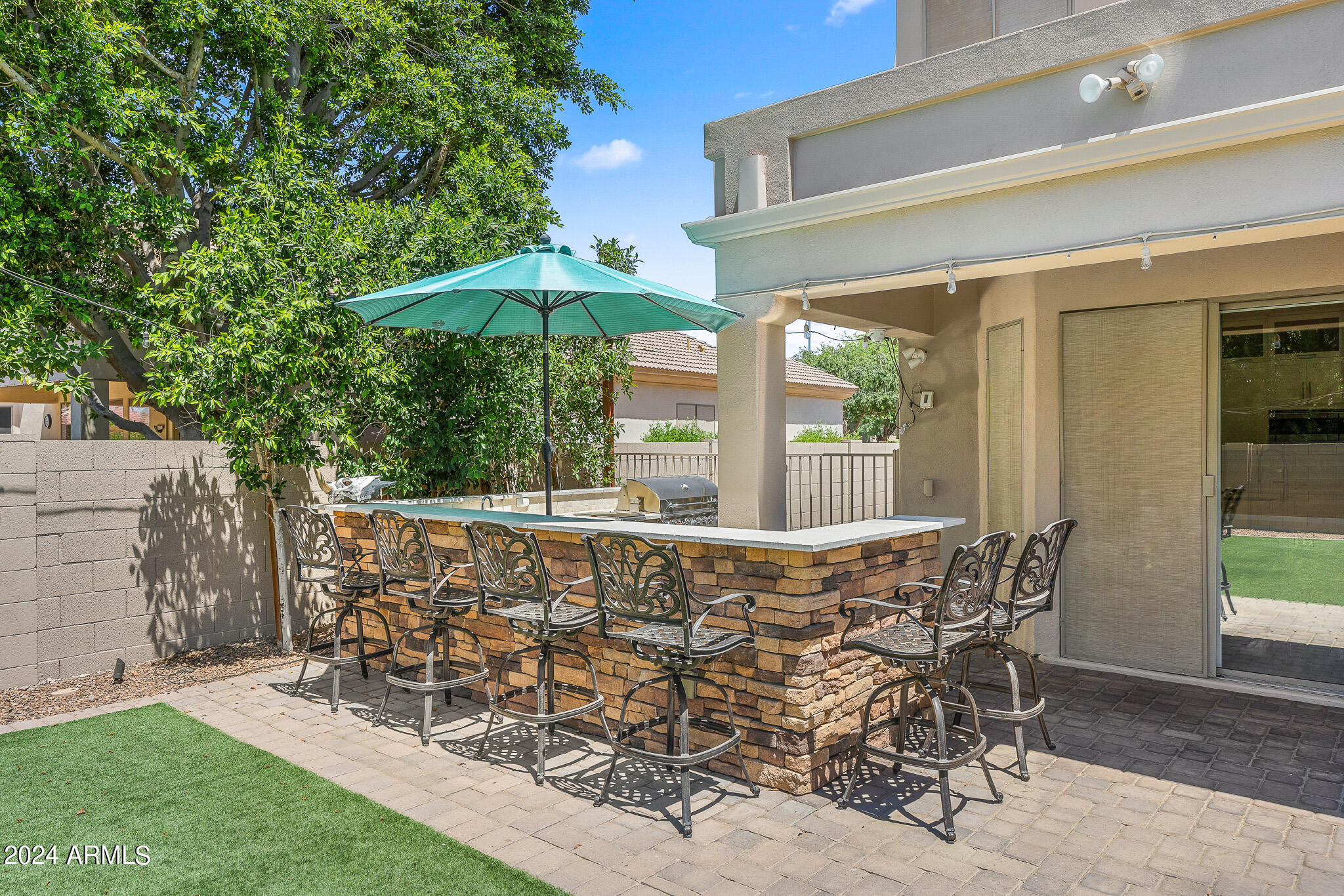 8021 W YUKON Drive, Peoria