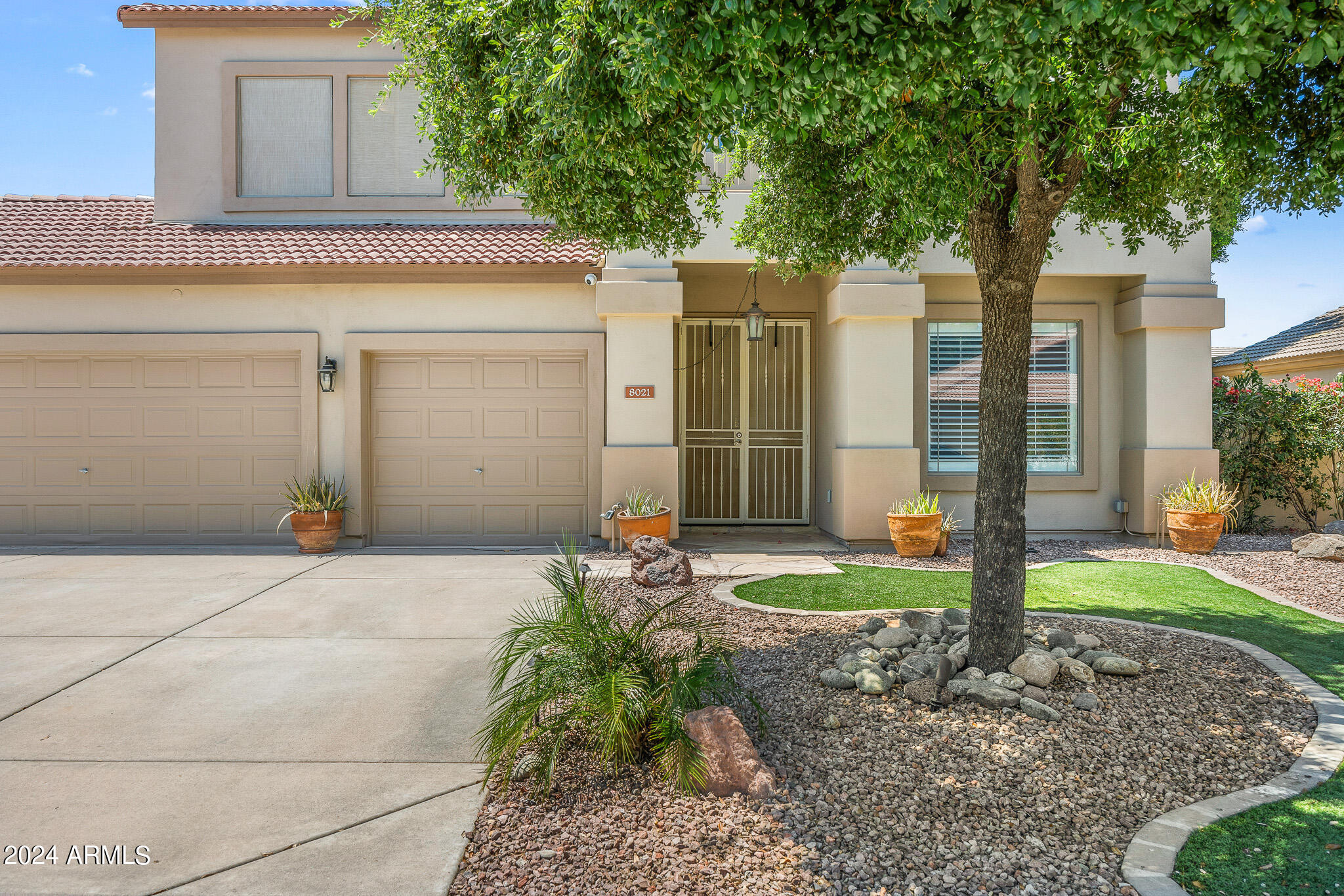 8021 W YUKON Drive, Peoria