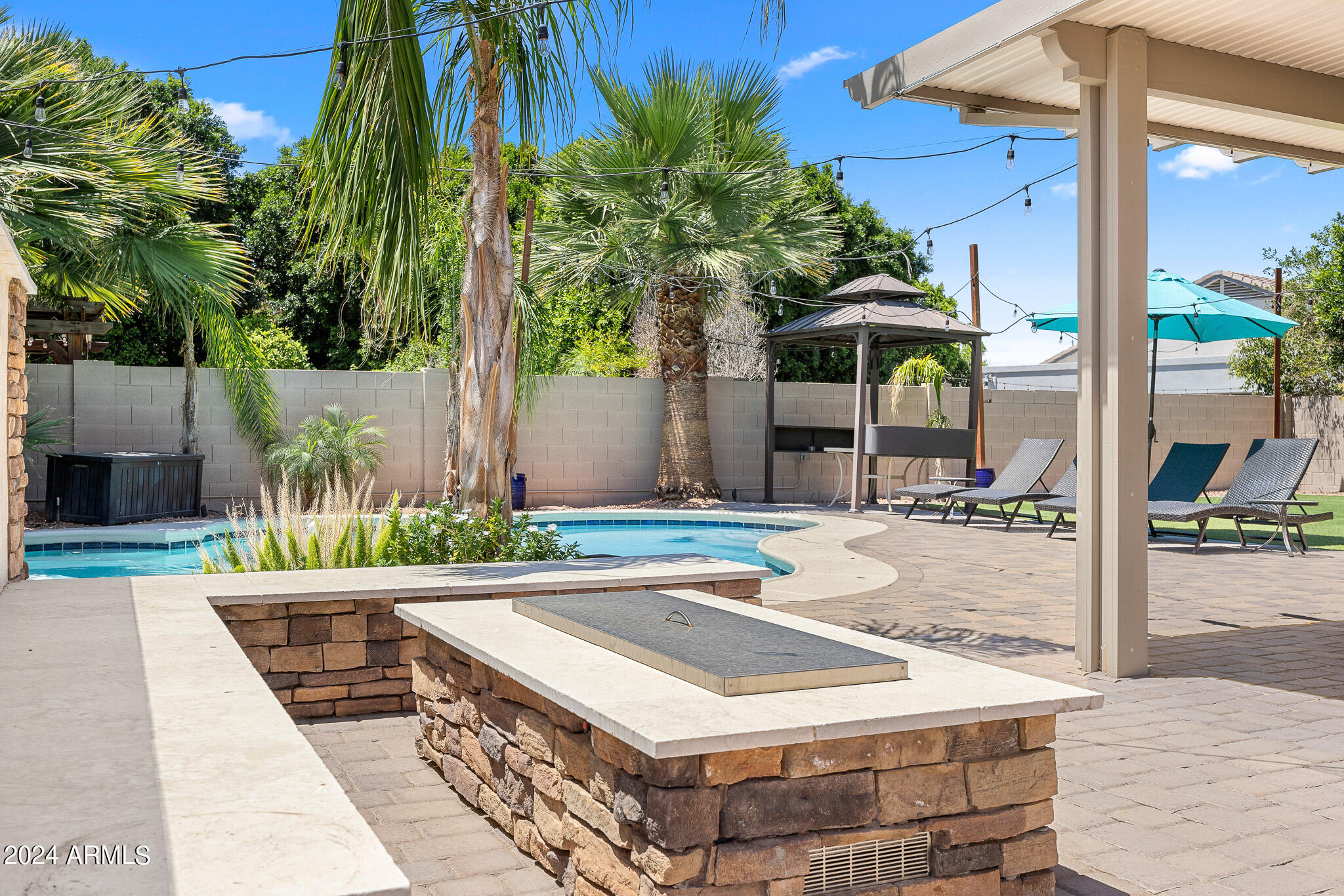 8021 W YUKON Drive, Peoria