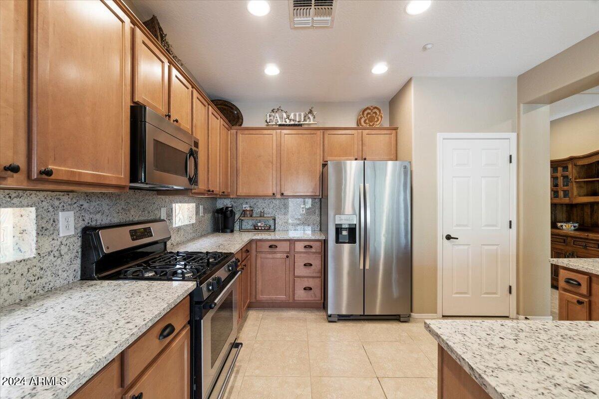 1922 W WHITMAN Court, Anthem