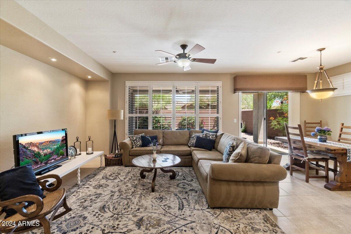 1922 W WHITMAN Court, Anthem