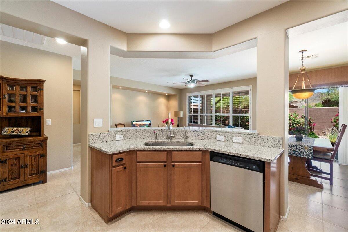 1922 W WHITMAN Court, Anthem