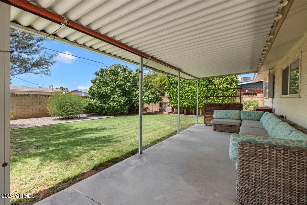 2945 W PORT AU PRINCE Lane, Phoenix