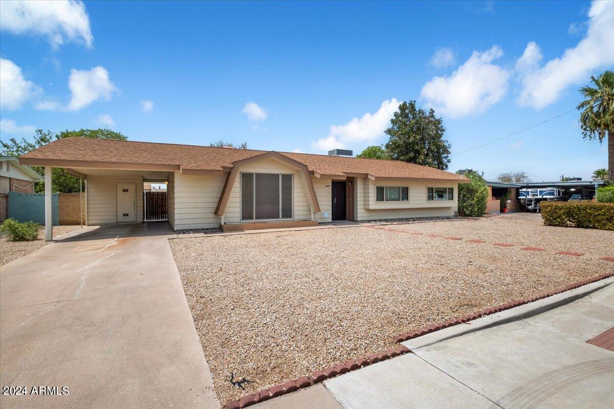 2945 W PORT AU PRINCE Lane, Phoenix