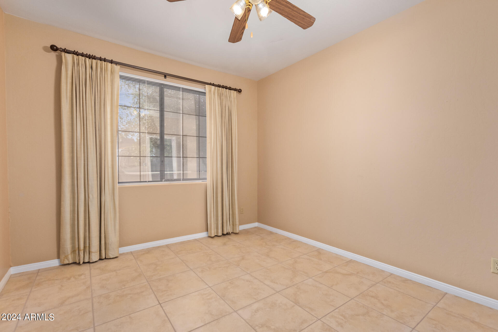 7955 E CHAPARRAL Road, 116, Scottsdale Unit: 116