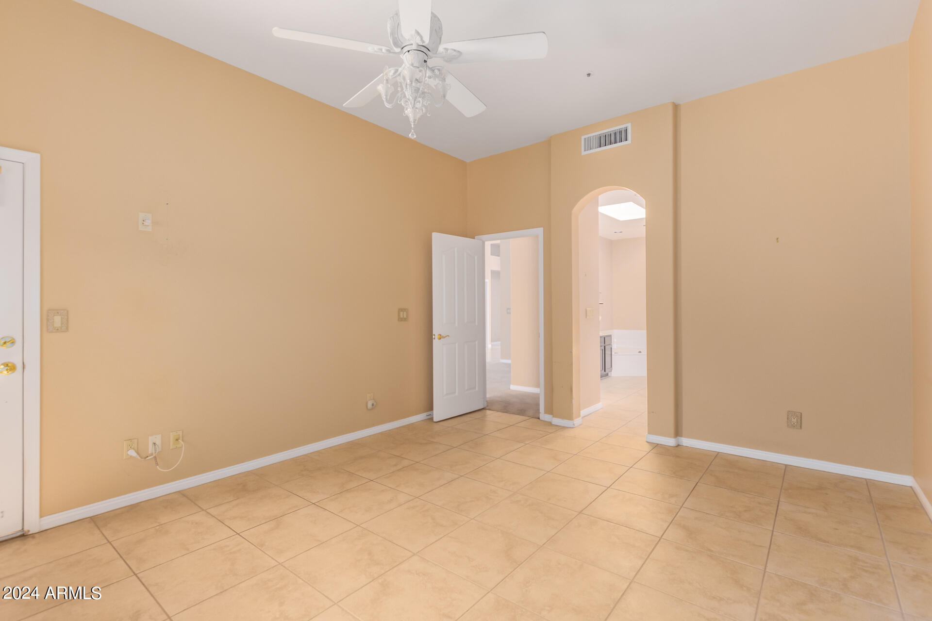 7955 E CHAPARRAL Road, 116, Scottsdale Unit: 116