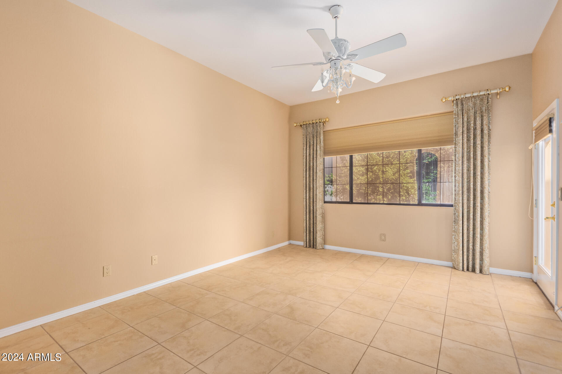 7955 E CHAPARRAL Road, 116, Scottsdale Unit: 116