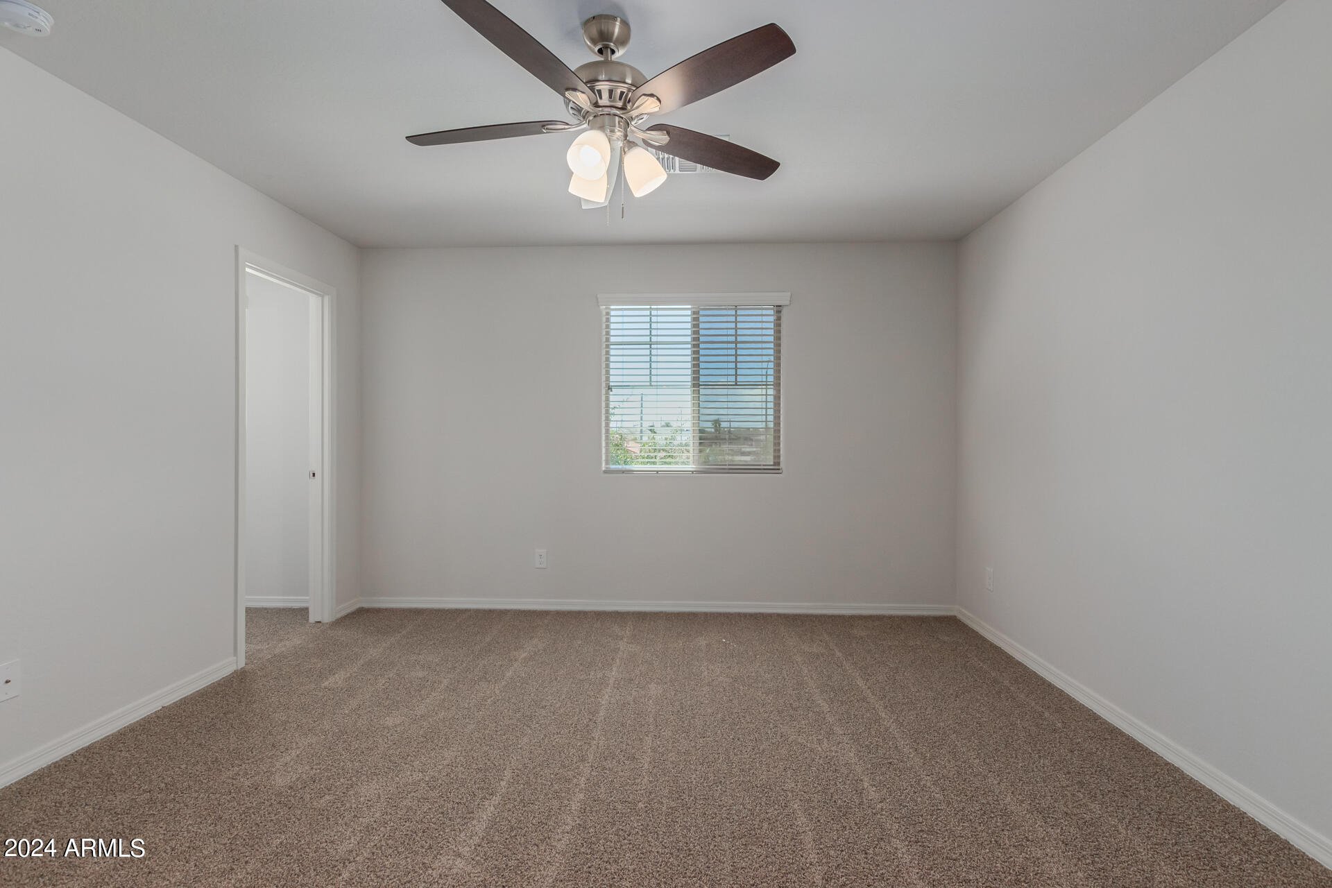 812 E AGUA FRIA Lane, Avondale