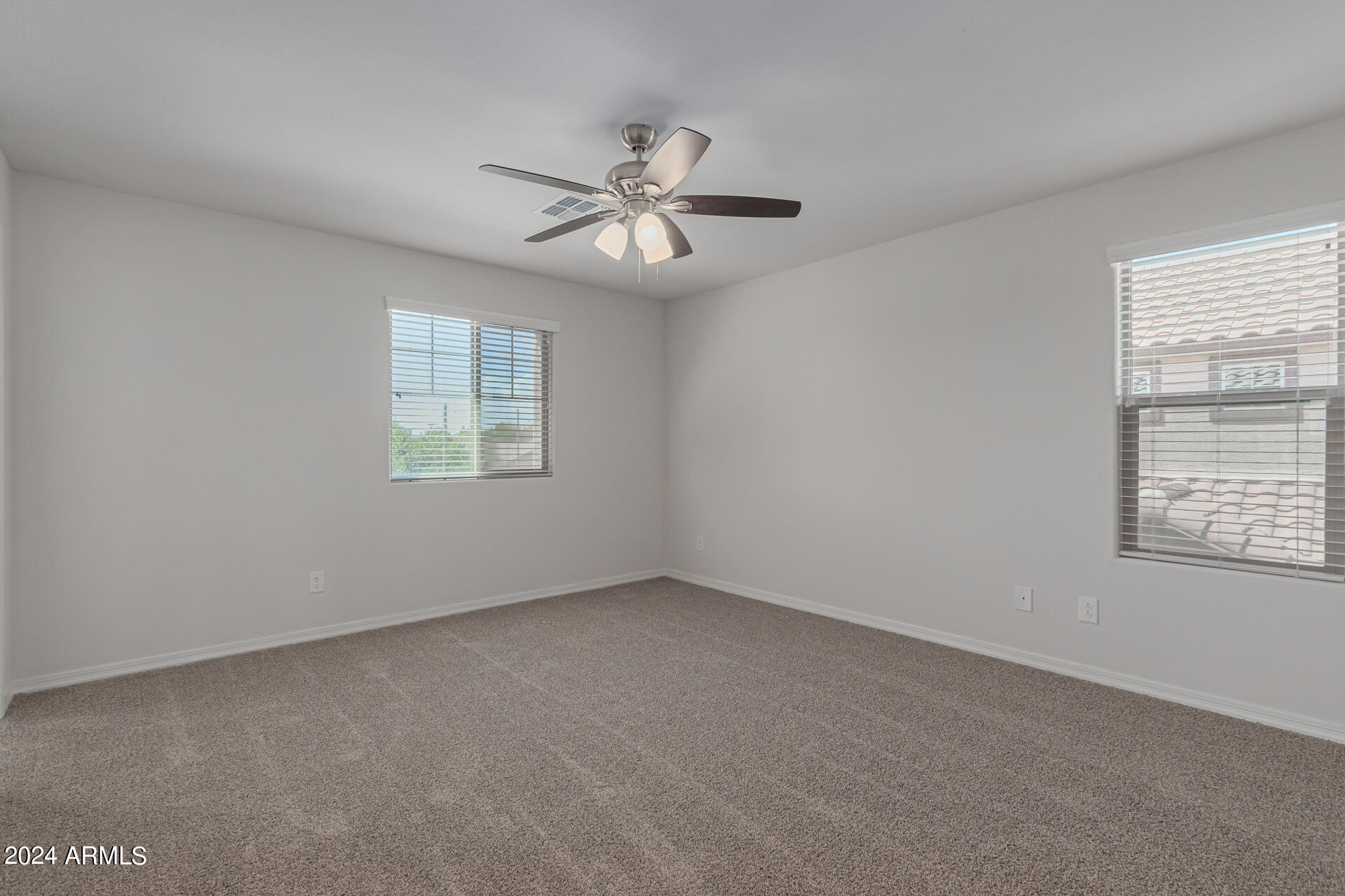 812 E AGUA FRIA Lane, Avondale