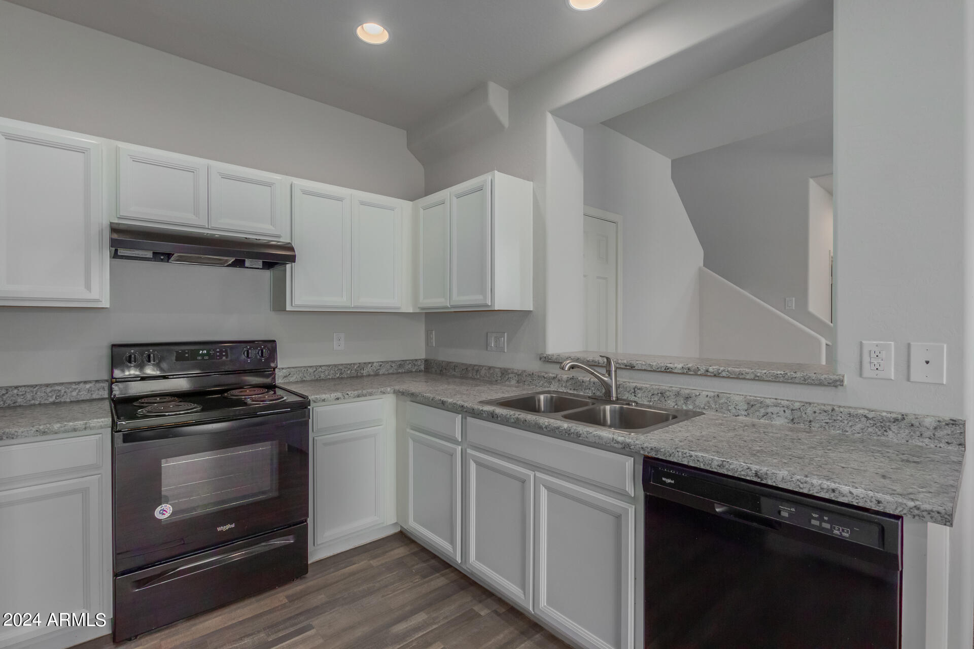 812 E AGUA FRIA Lane, Avondale