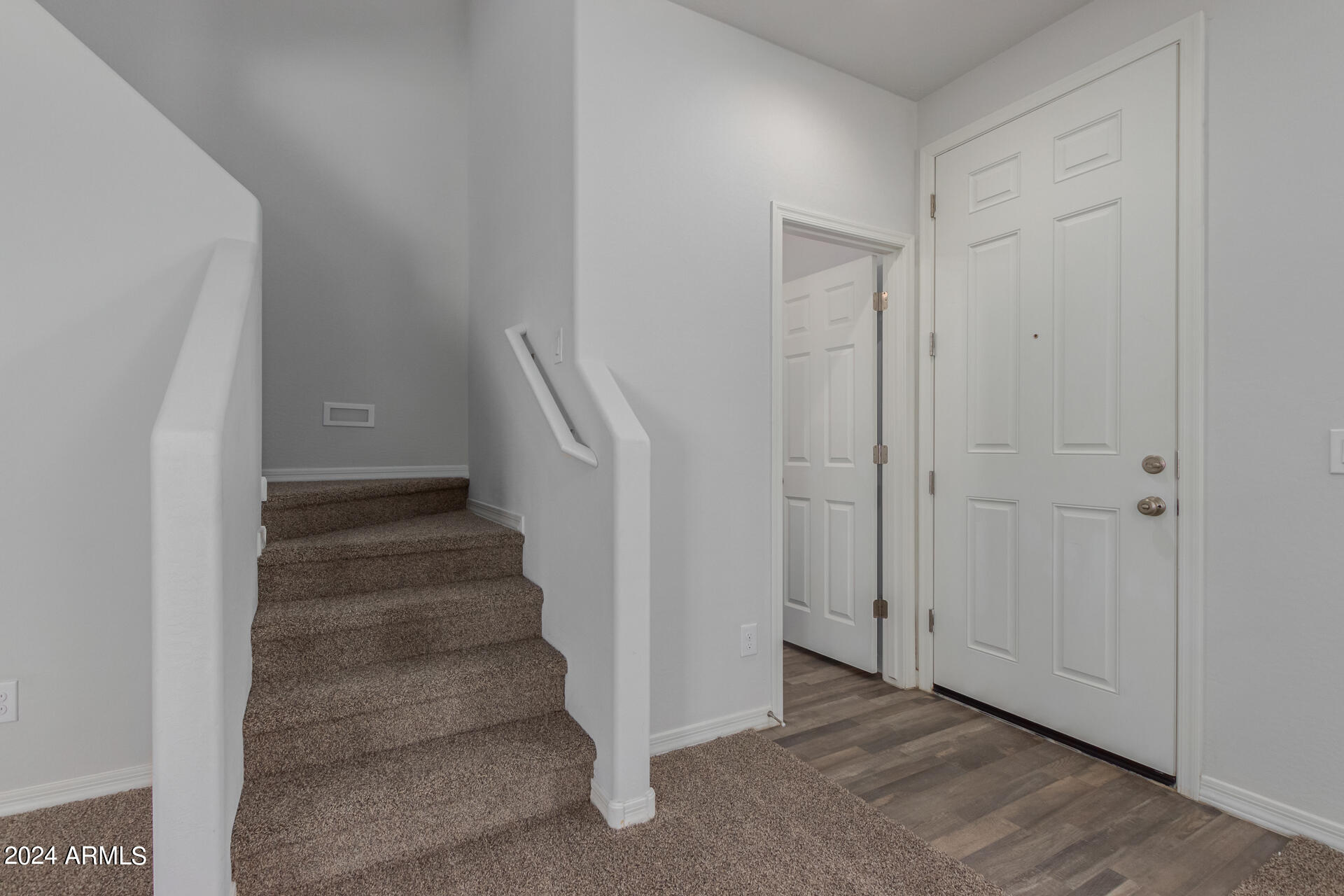 812 E AGUA FRIA Lane, Avondale